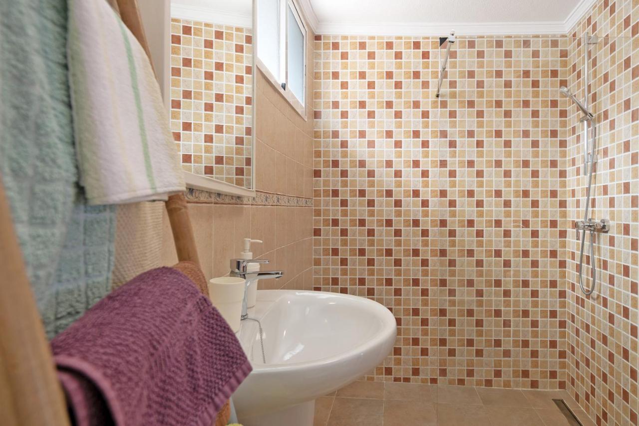 Bungalow Famara, Lanzarote מראה חיצוני תמונה